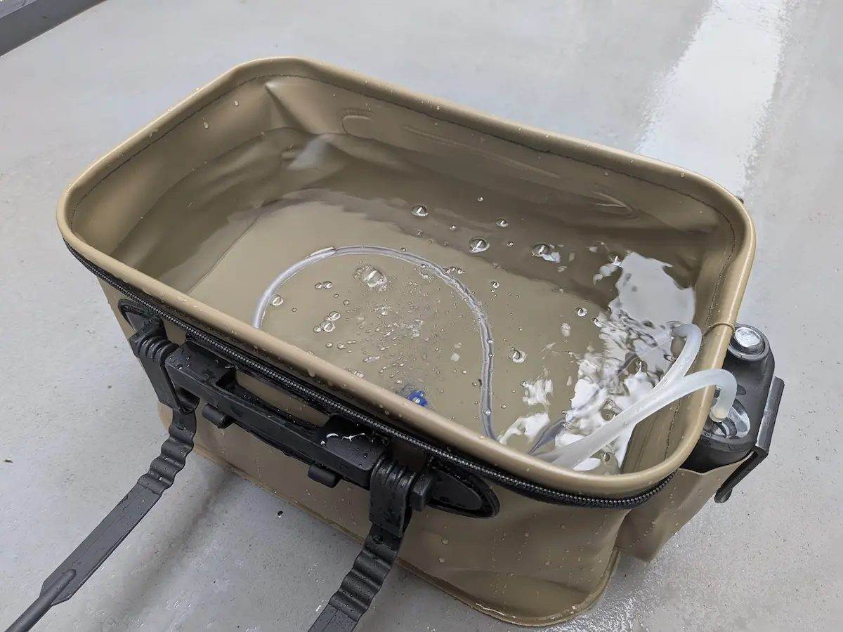 ダイソーのエアーポンプとギアバッグ