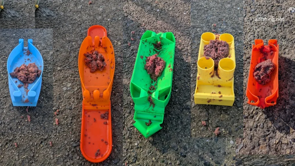 第一精工「スピード餌つけ器」、第一精工「スピード餌つけ器W受皿付」、モリゲン「エサつけ名人」、ナカジマ「サビキ通りゃんせ」、ダイソー「釣り用エサトレー」を地面に置いた様子