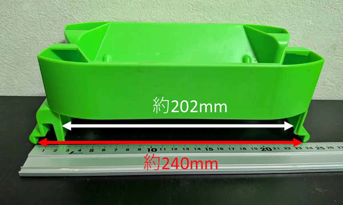 モリゲン「エサつけ名人」（緑）のバケツ対応幅
